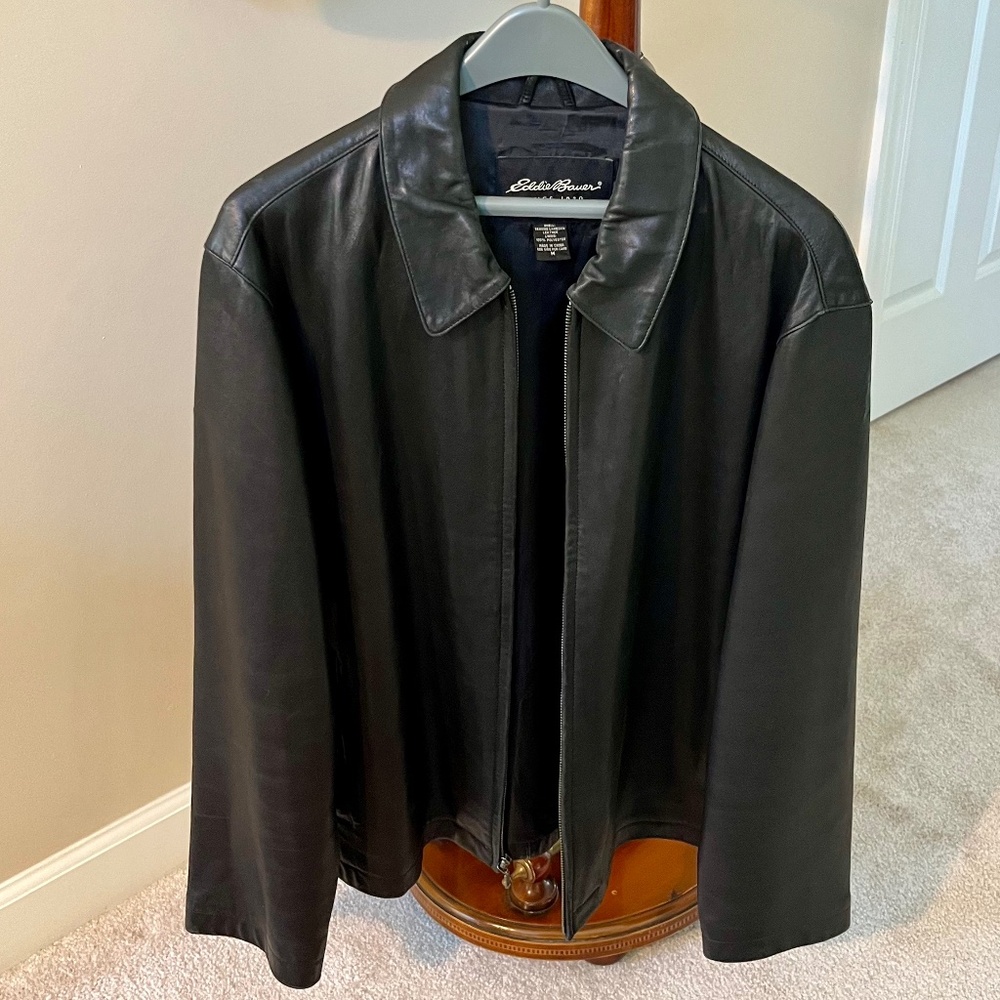 Eddie Bauer black leather jacket medium
